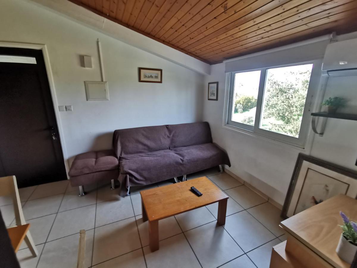 ניקוסיה Strovolos Rooms Studios מראה חיצוני תמונה