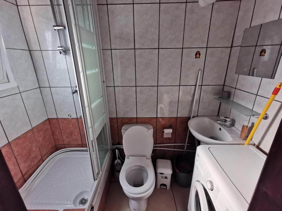 ניקוסיה Strovolos Rooms Studios מראה חיצוני תמונה