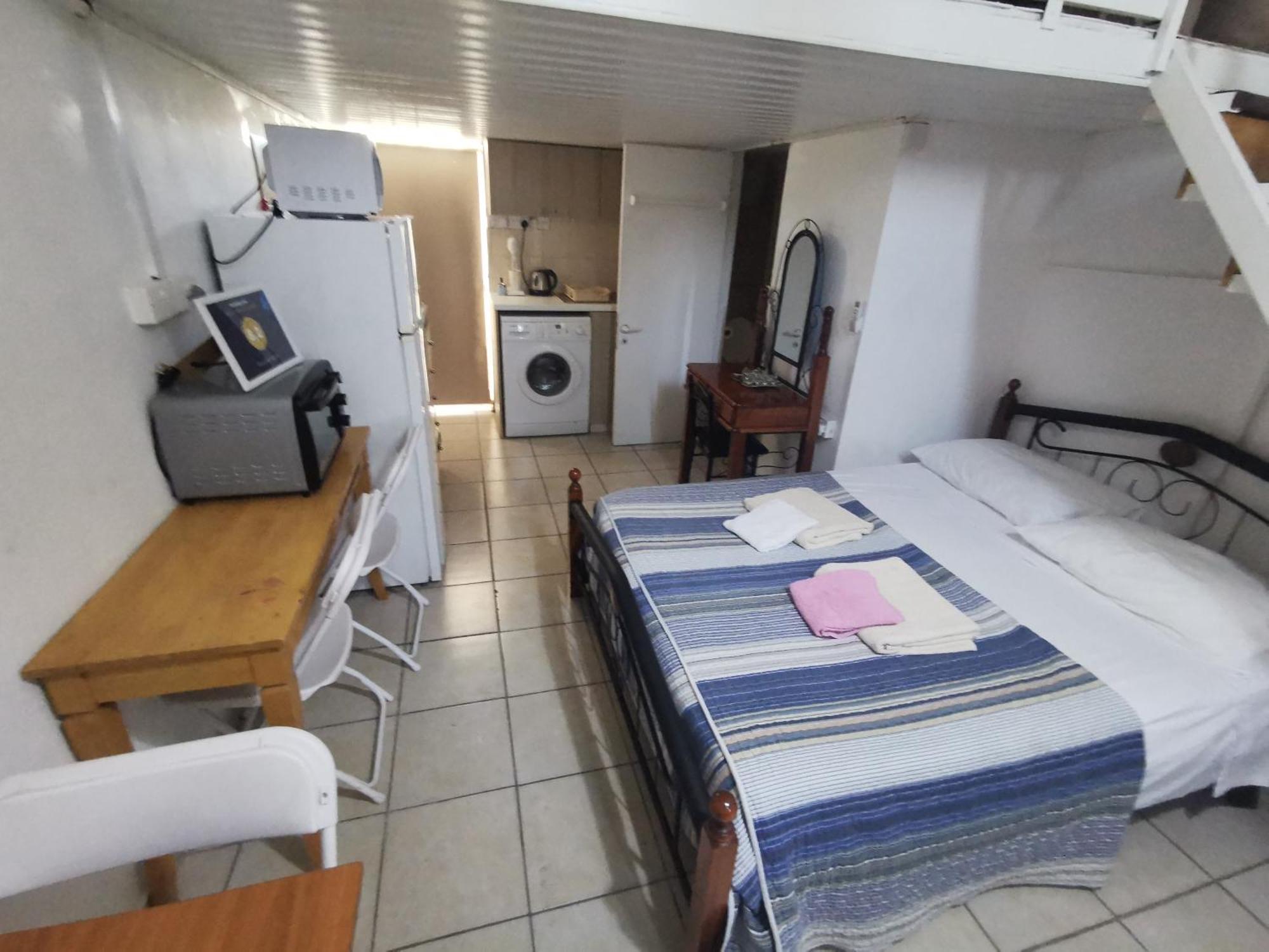 ניקוסיה Strovolos Rooms Studios חדר תמונה